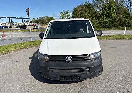 VW T5 Transporter Volkswagen Kasten-Kombi Kasten motor ticking