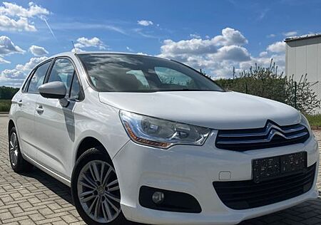 Citroën C4 VTi 120 Top gepflegt 8 fach Bereift