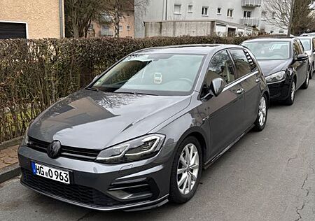 VW Golf Volkswagen 1.5 TSI ACT DSG Highline R-Line