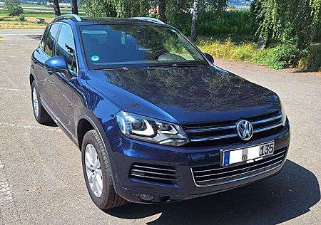 VW Touareg Volkswagen 3.0 V6 TDI Tiptr Exclusive BMot Tech...