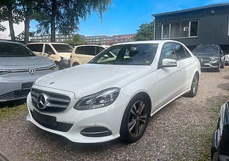 Mercedes-Benz E 220 BlueTEC AVANTGARDE, Limo Original Farbe