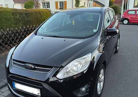 Ford Grand C-Max 1,6TDCi 85kW Champions Edition C...
