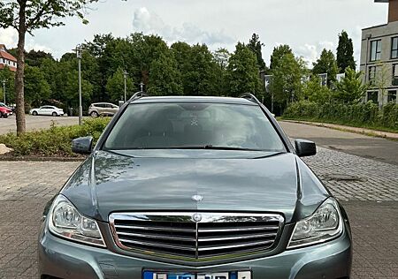 Mercedes-Benz C 200 CDI T BlueEFFICIENCY -