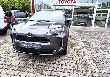 Toyota Yaris Cross Hybrid 130 1.5 VVT-i Team Deutschlan