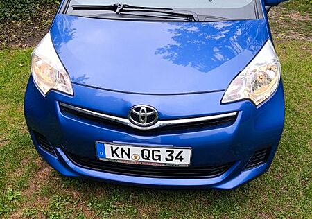 Toyota Verso-S 1,33-l-Dual-VVT Comfort Comfort