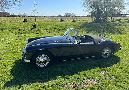 MG MGA 1600
