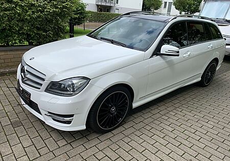 Mercedes-Benz C 220 CDI AVANTGARDE AMG