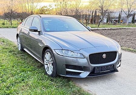 Jaguar XF 20d 180PS R-Sport Automatik