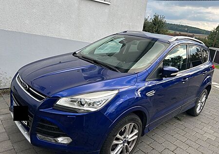 Ford Kuga gebraucht kaufen Ford Kuga 2,0 TDCi 4x4 132kW Titanium Titanium