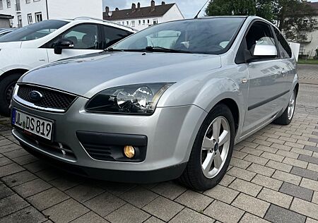 Ford Focus 1,6 Ti-VCT Sport Sport
