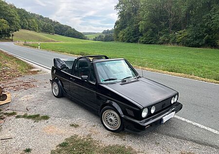 VW Golf Volkswagen Sportline Cabrio Schwarz