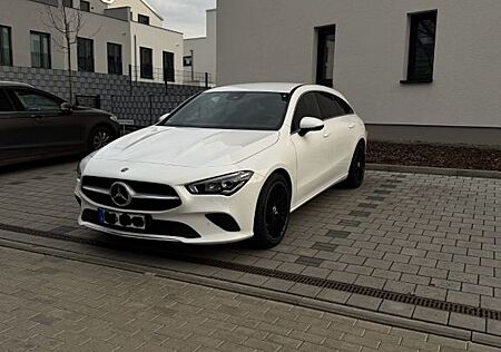 Mercedes-Benz CLA 180 Shooting Brake CLA 180