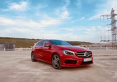 Mercedes-Benz A 180 AMG Line AMG Line