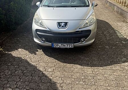 Peugeot 207 CC Platinum 120 Platinium