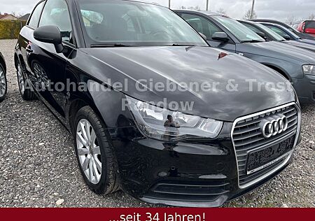 Audi A1 attraction*2.HAND*schwarz*SHZG*