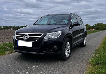VW Tiguan Volkswagen 2.0 TDI 4MOTION Sport & Style Sport &...