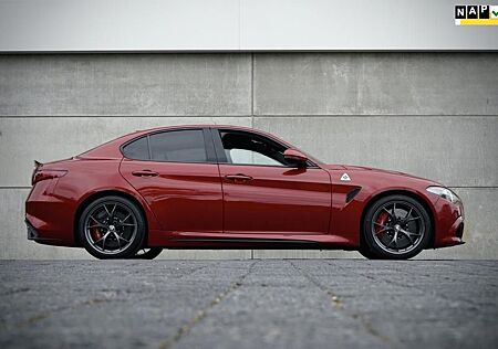 Alfa Romeo Giulia 2.9 V6 Quadrifoglio Schaltgetriebe