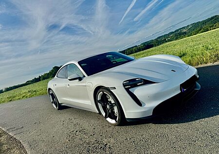 Porsche Taycan Approved 22 Zoll Top gepflegt