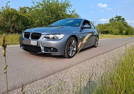 BMW 320i Coupé M Paket 2 Hd TÜV Neu Individual