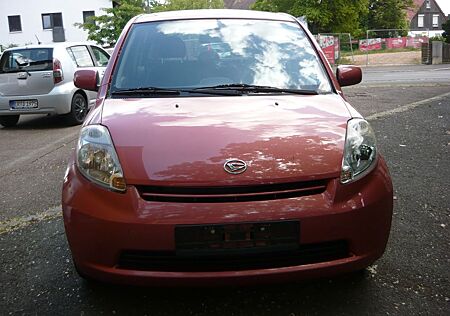 Daihatsu Sirion 1.0 Klima