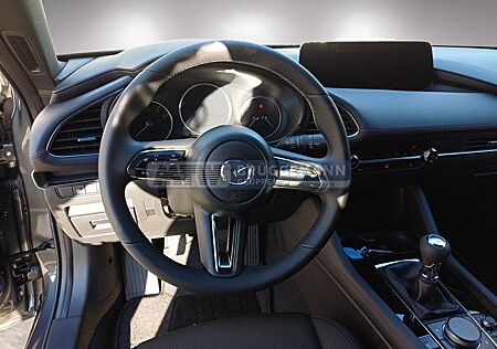 Mazda 3 2.5L 140PS HOMURA AUT. NAVI DAB PDC KAMERA