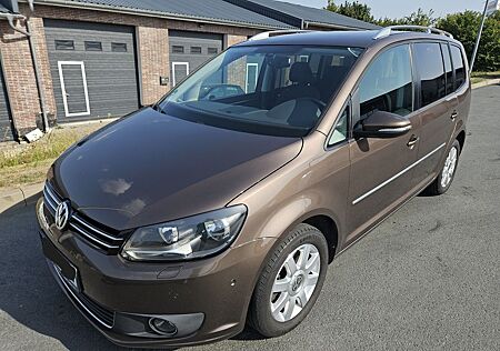 VW Touran Volkswagen 2.0 TDI Highline BlueMotion Technolog...