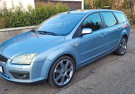 Ford Focus 2,0TDCi DPF Titanium