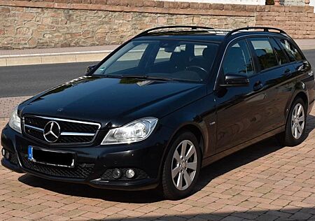 Mercedes-Benz 220 C