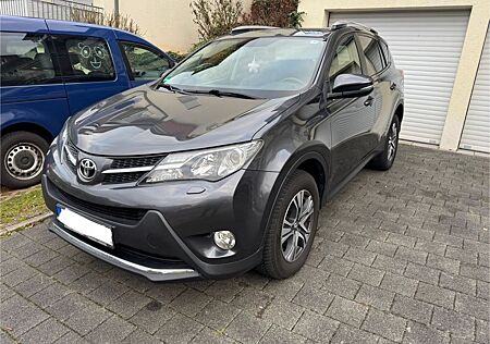 Toyota RAV 4 2,2-l-D-4D 4x4 Executive Executive