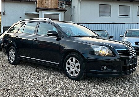 Toyota Avensis 1.8 Sol Kombi Klimaautomatik 8xBereifung