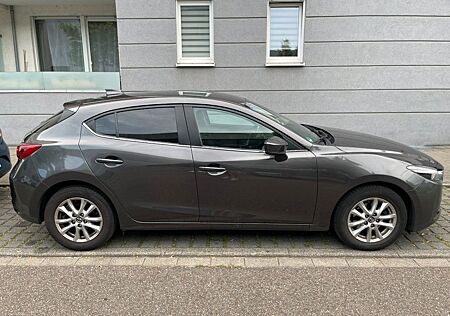 Mazda 3 2.0 SKYACTIV-G 120 Exclusive-Line Auto Exc...
