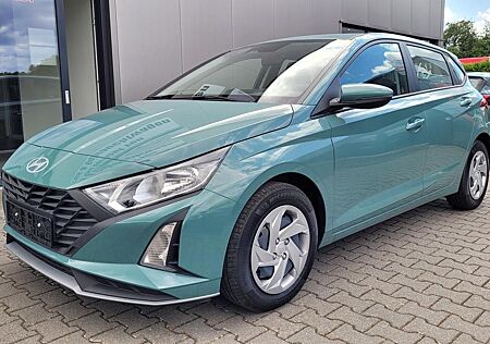 Hyundai i20 Comfort*Navi*PDC*Cam*Shzg*Lhzg*VCockpit*