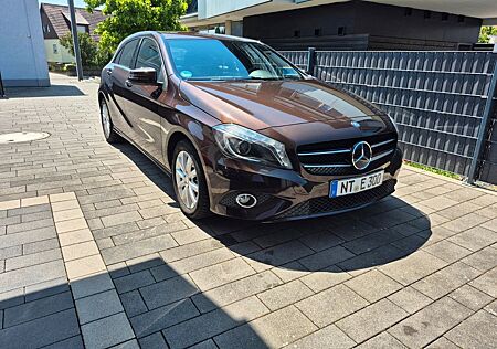 Mercedes-Benz A 180 2Style 2Style