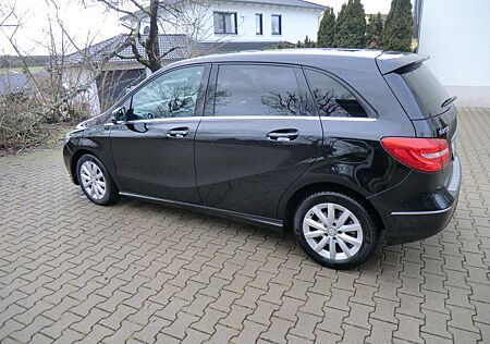 Mercedes-Benz B 200 Blue Efficiency Navi Klimaautomatic