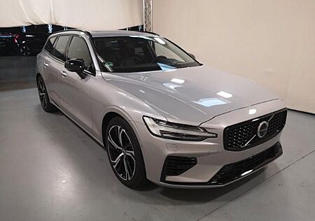 Volvo V60 T8 Ultra Dark Recharge Plug-In Hybrid AWD