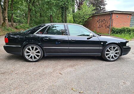 Audi S8 4.2 quattro-GmbH Ausstattung, HU neu
