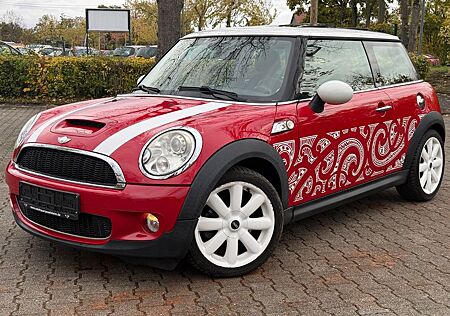 Mini Cooper S *PANORAMA*SHZ*XENON*KLIMA*TÜV*8-FA*TOP*