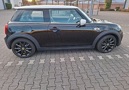 Mini Cooper SE Trim M Trim M