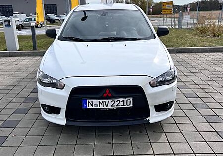 Mitsubishi Lancer 1.8 DI-D MIVEC Edition ClearTec Edition