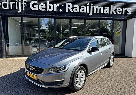 Volvo V60 CC V60 Cross Country 2.0 D3 Momentum*Navigatie*
