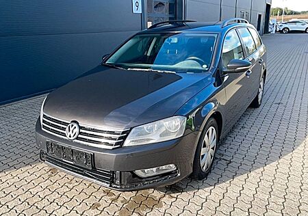 VW Passat Variant Volkswagen Trendline BlueMotion