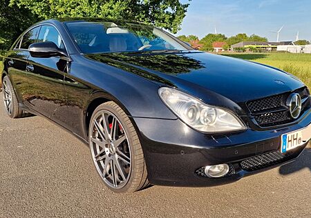 Mercedes-Benz CLS 500 - 387 PS V8 - TÜV / Service NEU 03/2025