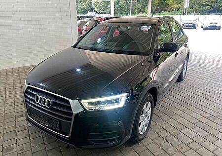 Audi Q3 quattro S-Tronic