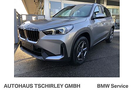 BMW X1 sDrive18i AHK schwenkb., adap.LED, Assist,