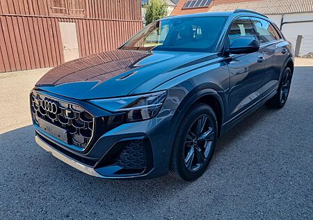 Audi Q8 ,quattro,S-Line Black,Matrix,AHK 3,5t,Alu 21"