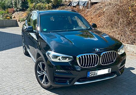 BMW X3 xDrive30e xLine AT xLine