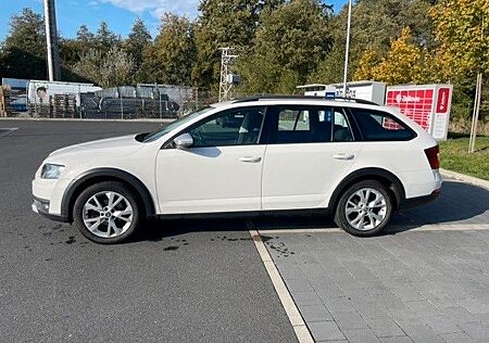 Skoda Octavia 2.0 TDI 4x4 Scout Combi Scout