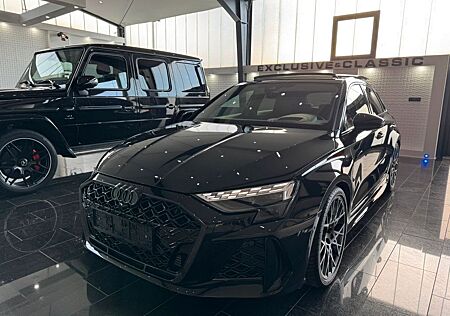 Audi RS3 Sportback 2.5 TFSI quattro *Panorama*VOLL*