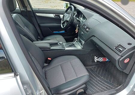 Mercedes-Benz C 180 KOMPRESSOR BlueEFFICIENCY -Automatik,MFL