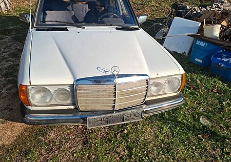 Mercedes-Benz 300